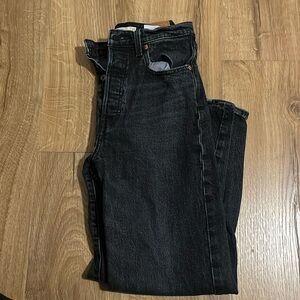 Levi’s ribcage